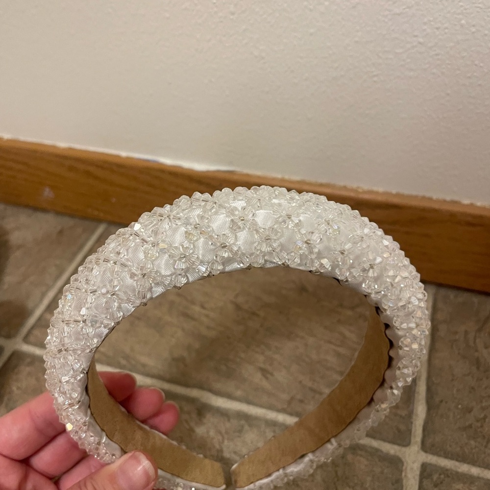 Elegant White Beaded Headband